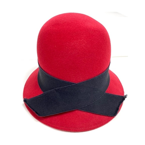 BLOOMINGDALE’S Vintage Felt Classic Cloche Hat in Red - Picture 8 of 9